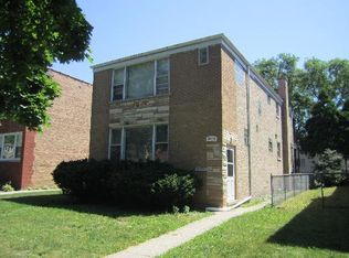9029 Lamon Ave, Skokie, IL 60077