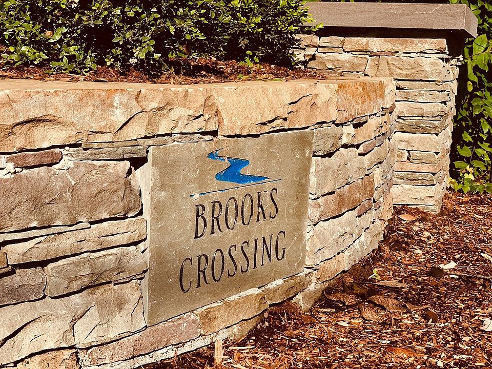 2nd image of 114 Wrights Crossing Rd #12