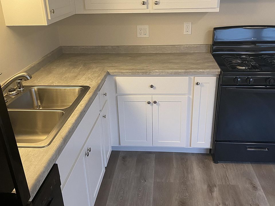 1st image of 240 W Newhall Ave APT 1
