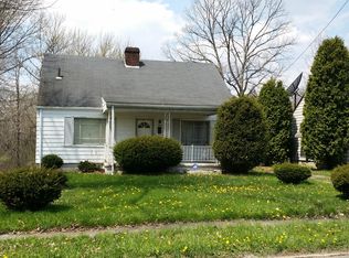 1146 Lansdowne Blvd, Youngstown, OH 44505