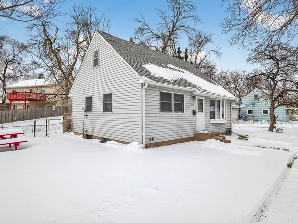 1427 Prosperity Ave, Saint Paul, MN 55106