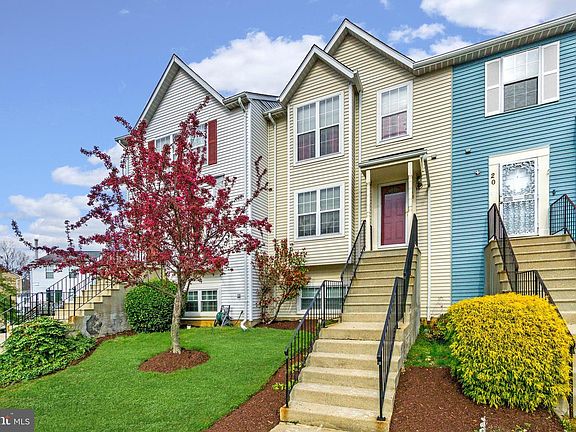 2nd image of 18 Barberry Ct #42-4