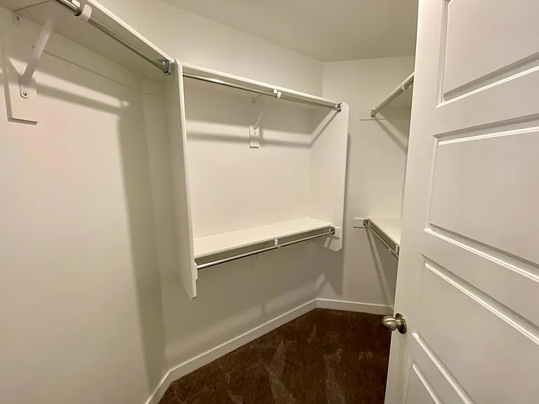 4258 W Bromwell Ct — Photo 12