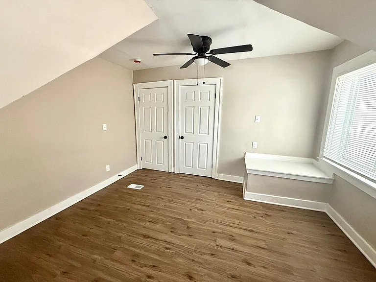 9355 Ward Ave — Photo 6