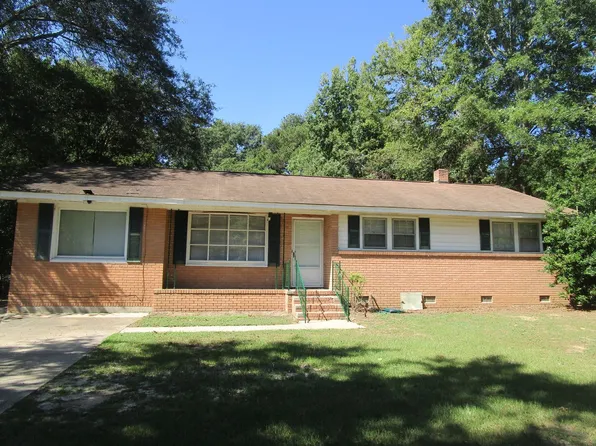 2416 Peach Orchard Rd, Sumter, SC 29154