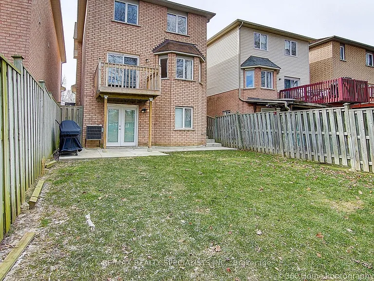 97 Piperbrook Cres — Photo 18