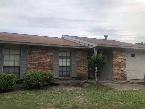 5224 Young Dr, The Colony, TX 75056