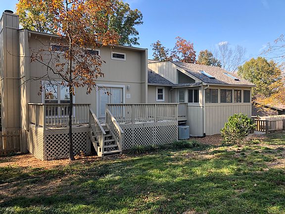 2nd image of 1724 El Prado Dr
