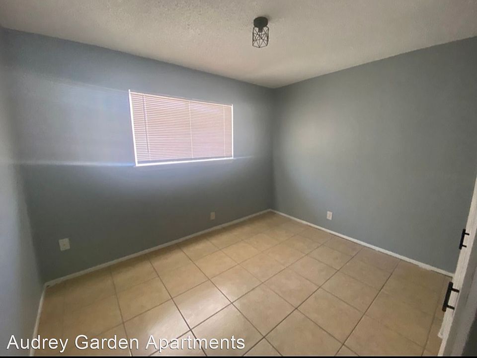 Westgate Estates 517 S Westgate Dr Weslaco TX Zillow