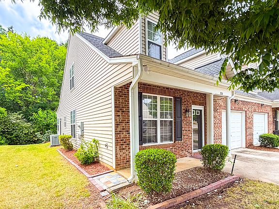 2nd image of 521 Woodson Dr