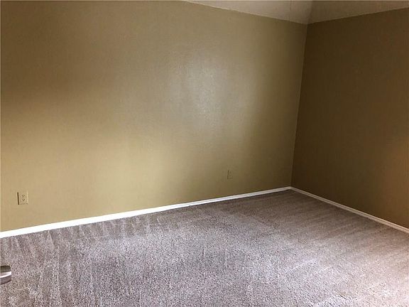 4th image of 7271 Bramblebush Dr