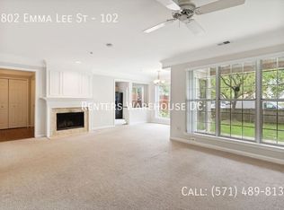 2802 Emma Lee St APT 102, Falls Church, VA 22042