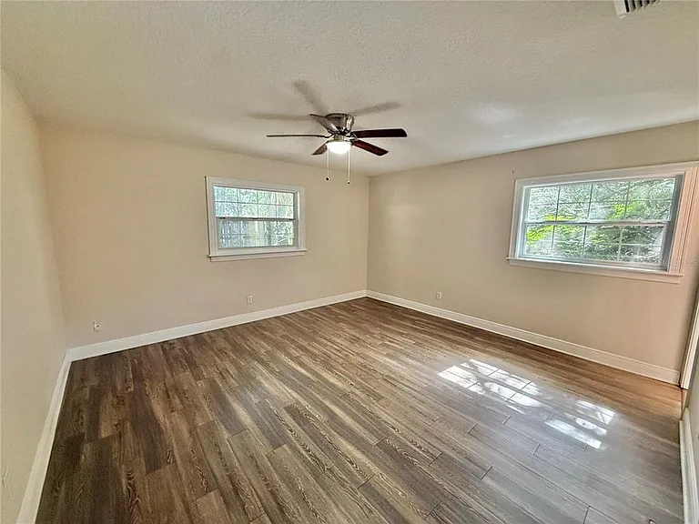2810 Flowertree Rd — Photo 9