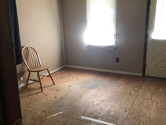 5th image of 12 Earl St