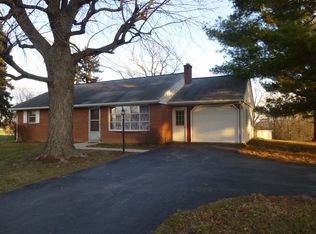 1535 Clay Rd, Ephrata, PA 17522