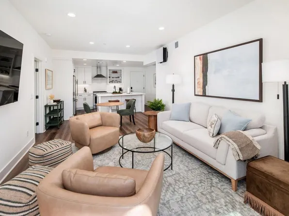 1105 Catania Ct Unit 203, Encinitas, CA 92024