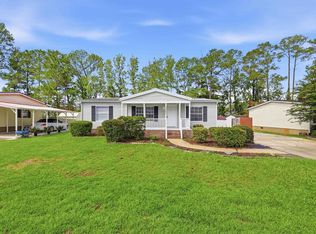3265 Lyndon Dr., Little River, SC 29566