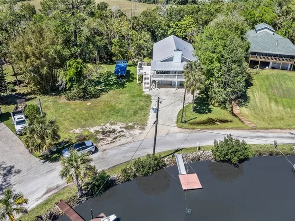 11925 W Waterwood Dr, Crystal River, FL 34429