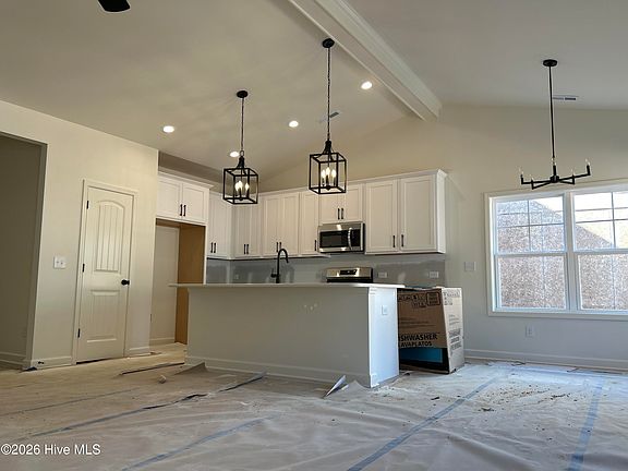 4th image of 243 Rough Rdg Trail #19