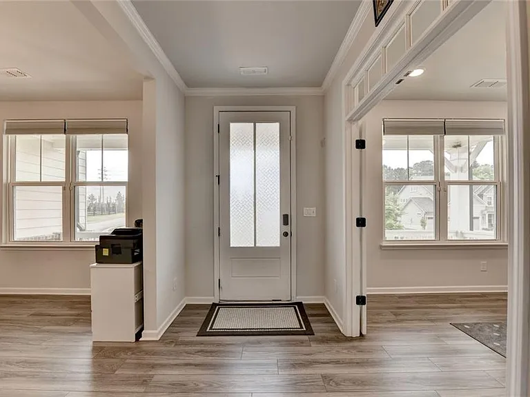 4665 Shipley Ave — Photo 3