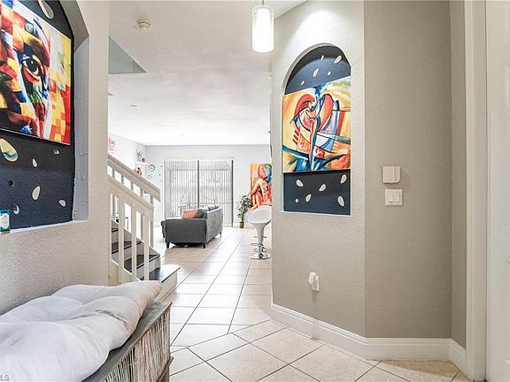3rd image of 7622 Bristol Cir