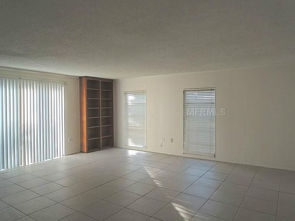 2nd image of 15432 Bedford Cir E