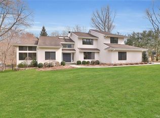 4 Peppercorn Pl, Bedford, NY 10506