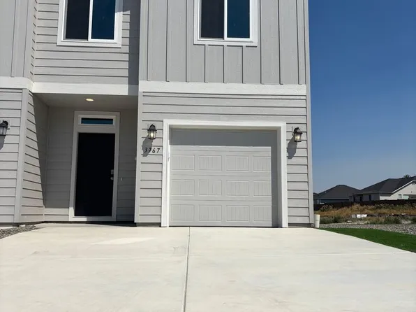 3767 S Roosevelt Pl, Kennewick, WA 99338