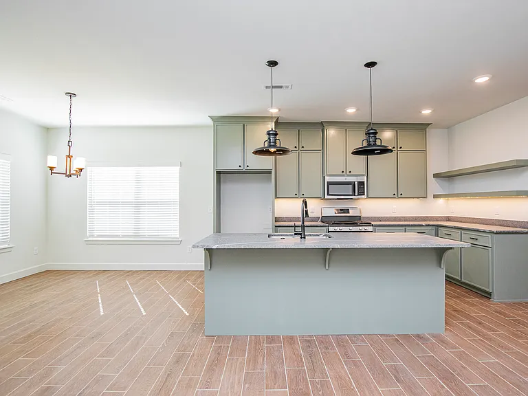 937 Cook Ln — Photo 12