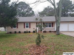 1407 Maple Ln NE, Arab, AL 35016
