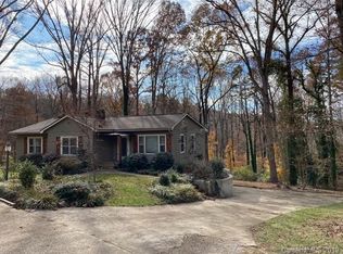 201 Fernwood Cir, Rutherfordton, NC 28139