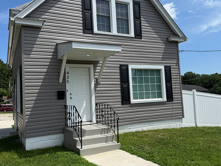 425 Cuyahoga St — Photo 9