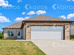 154 Shiloh Creek Dr, Calera, AL 35040
