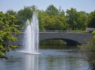 8 Rue Du Lac St, Dallas, TX 75230