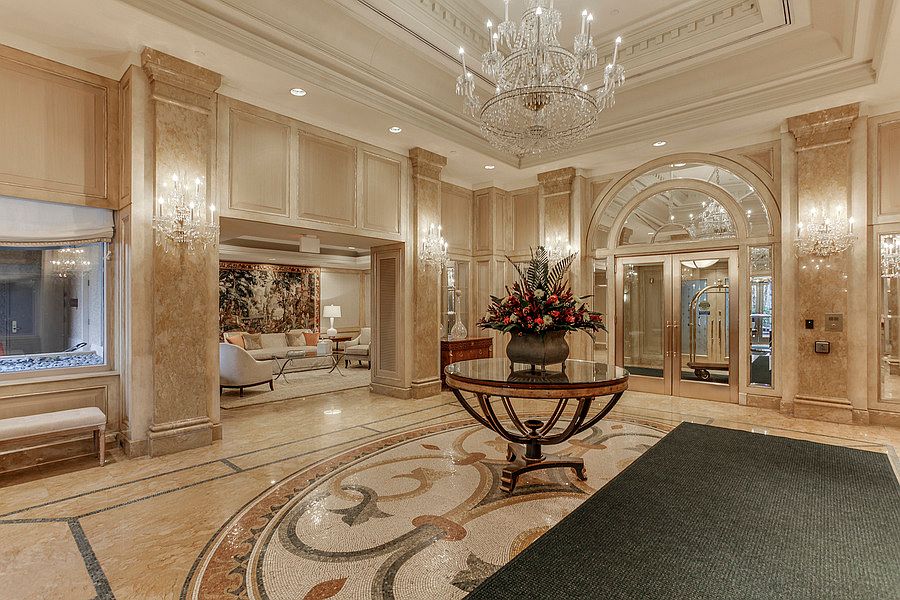 BUILDING LOBBY