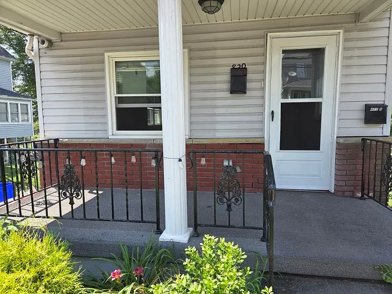 829 E Lackawanna Ave #1 — Photo 1