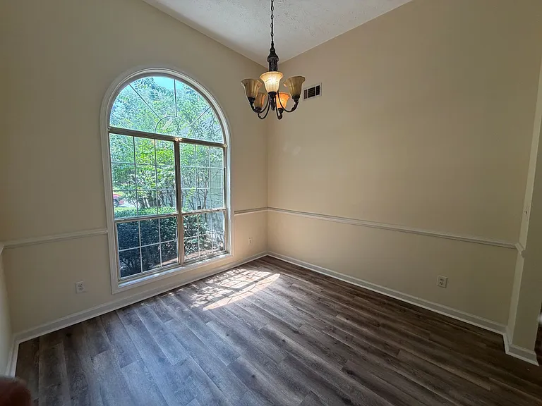 363 Brook Lea Cv — Photo 4