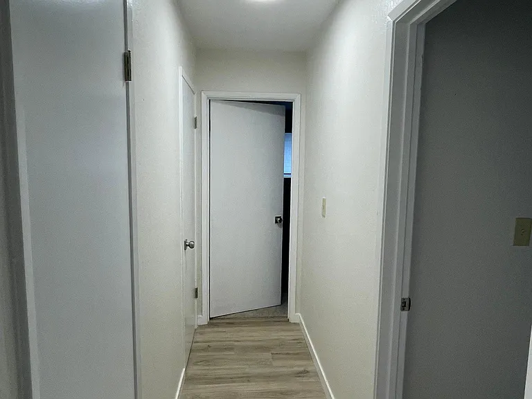 124 Blue Ridge Dr #B — Photo 15