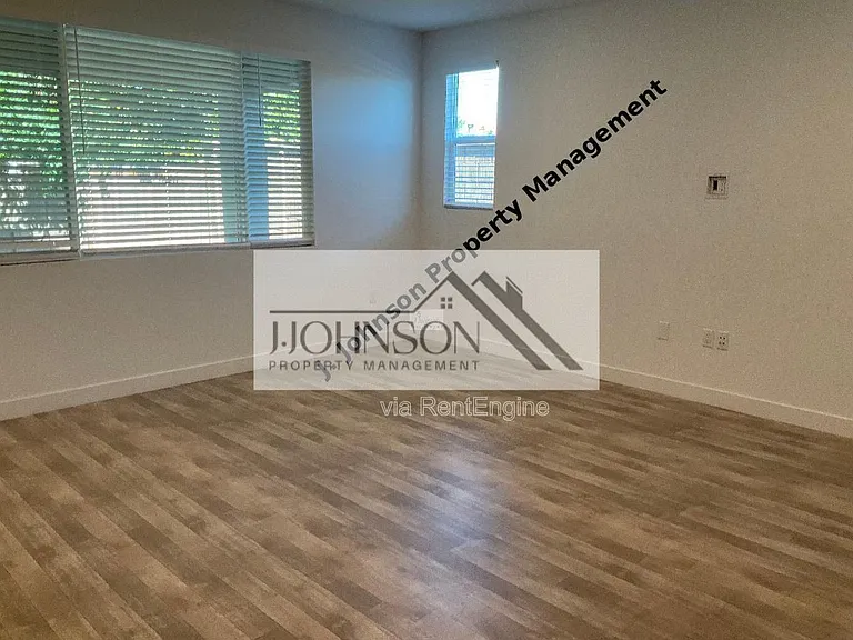 405 Avendale Dr — Photo 15