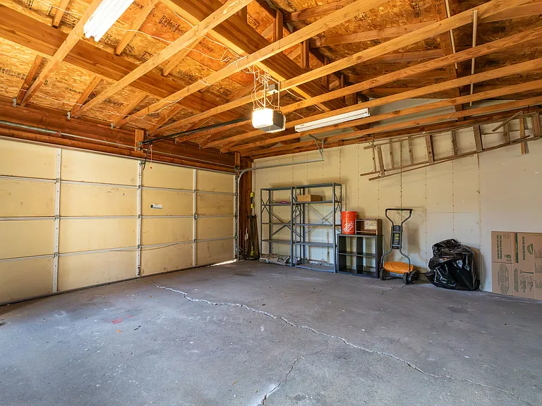 5237 NE Alberta St — Photo 15