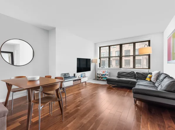 58 Metropolitan Ave, Brooklyn, NY