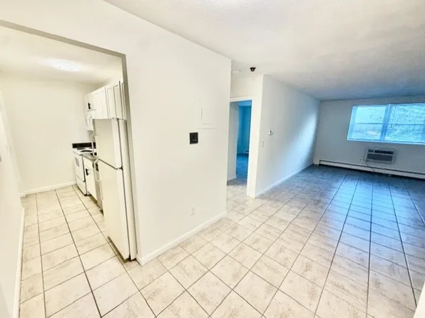 80 Cambridge Rd, Woburn, MA