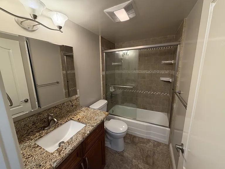 156 E Highland Ave — Photo 7