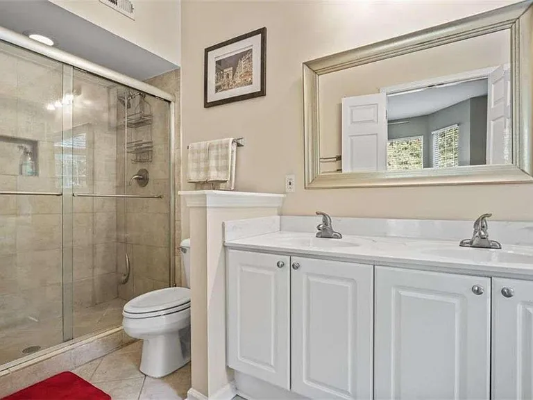 200 Renaissance Pkwy NE #106 — Photo 14