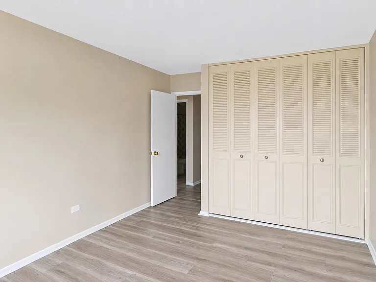 1500 Robin Cir #418 — Photo 9