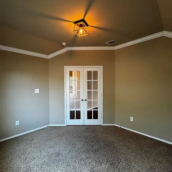 4548 Fern Valley Dr — Photo 2