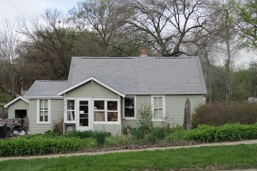 1st image of 1617 S Fairmount St