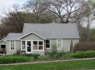 1617 S Fairmount St, Sioux City, IA 51106