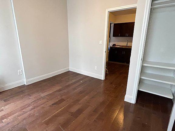 3rd image of 265 W 146th St APT 11