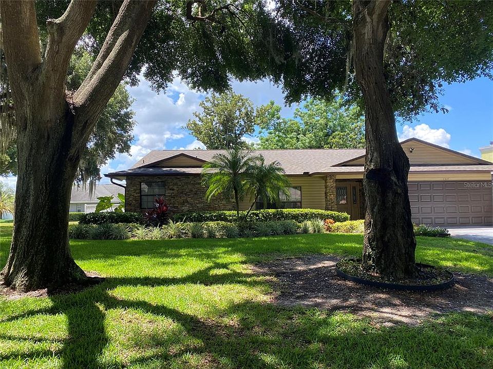 1st image of 107 SHOREWOOD COURT